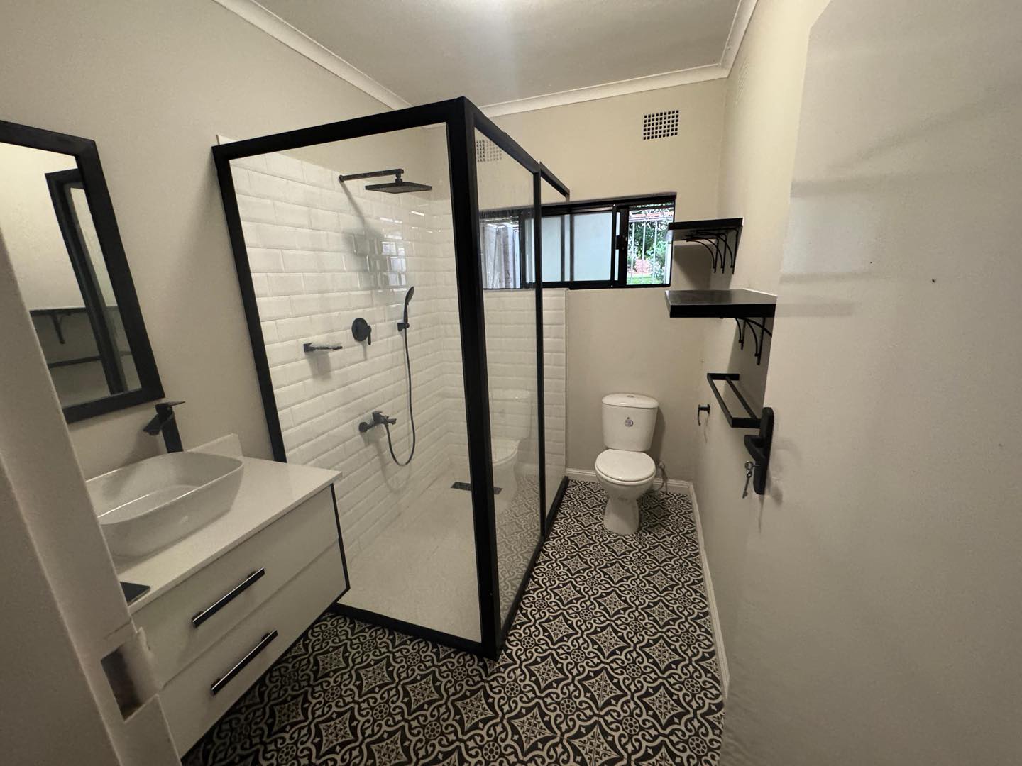 Aluminium Windows & Doors